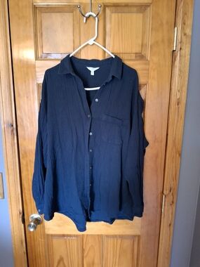 Navy Blue Button-Front Lightweight Shirt